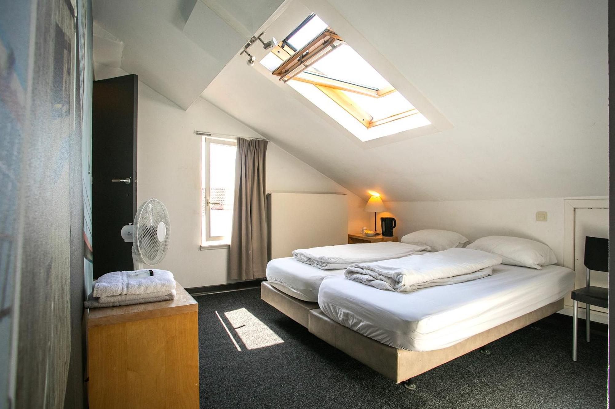 ברוז' St Christopher'S Inn Hostel At The Bauhaus חדר תמונה