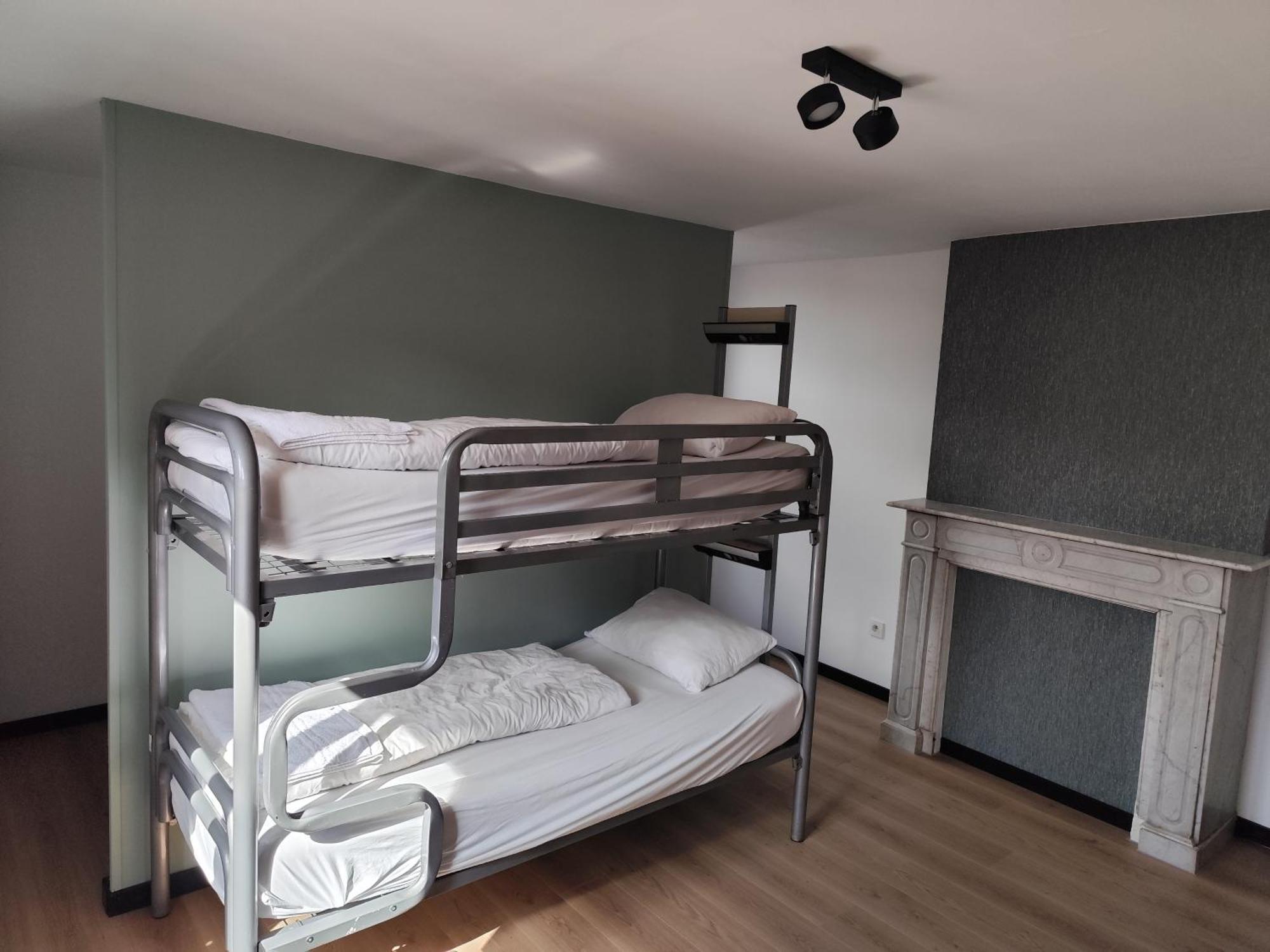 ברוז' St Christopher'S Inn Hostel At The Bauhaus חדר תמונה